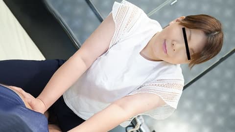 丰腴身躯过淫荡的人妻访问按摩师 花田洋子 pacopacomama_041123_828