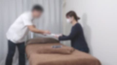 ♡到12/3为止半价！【无码/半生】非常干净又清爽，身材和肌肤都很棒的单身辣妹又来了 为了舒缓淋巴阻塞而来 FC2-PPV-4799035